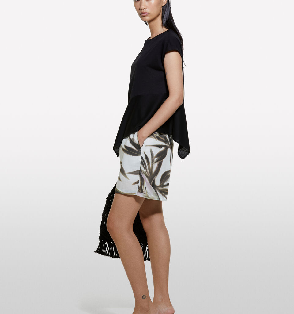 T-shirt with asymmetric flounce - women's short sleeve t-shirts - Black | Sisley image number 2